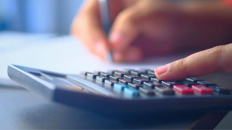 Choosing Between SIP and Lumpsum in Mutual Fund Investments