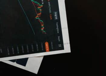 Stock Market Mastery: Elite Educational Providers for Investors