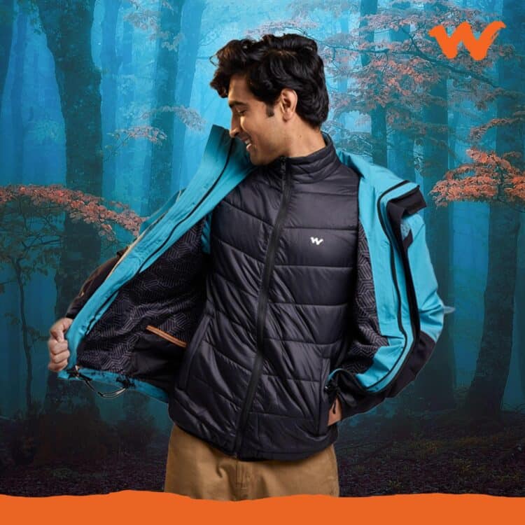Travel Smart with Wildcraft: Layering Men's Jackets for Versatility and Comfort