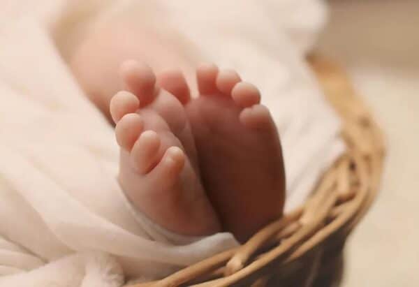 36 Yrs Old Chinese Woman Found Out She Is Pregnant Just 4 Hours Before Delivery 3 36 Yrs Old Chinese Woman Found Out She Is Pregnant Just 4 Hours Before Delivery - RVCJ Media