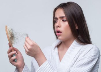 Women and Hair Loss: Breaking the Stigma with Effective Treatments and Lifestyle Changes