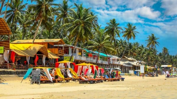 Top Romantic Destinations In India For Honeymoon Couples - RVCJ Media