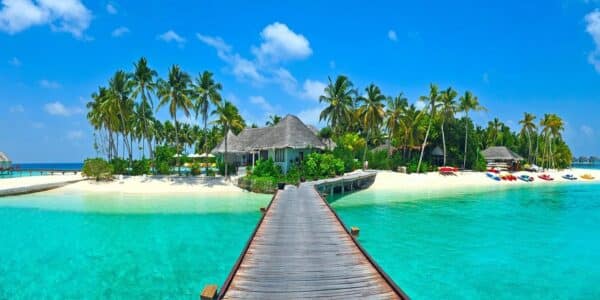 Top Romantic Destinations In India For Honeymoon Couples - RVCJ Media