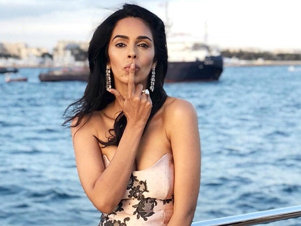 This Actress Hid Her Marriage For Career, Became National Crush After Doing Steamy Scenes…. - RVCJ Media