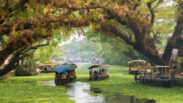 Top Romantic Destinations In India For Honeymoon Couples - RVCJ Media