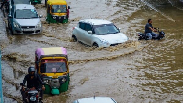 “Gurugram Turns Into Water Park”, Delhi-NCR Waterlogged Due To Heavy Rains - RVCJ Media