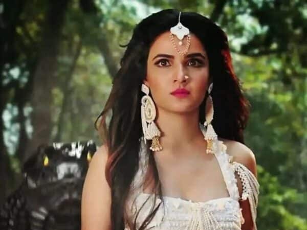 Jasmin Bhasin Talks About The Scary Casting Couch Experience She Had In South Film Industry - RVCJ Media