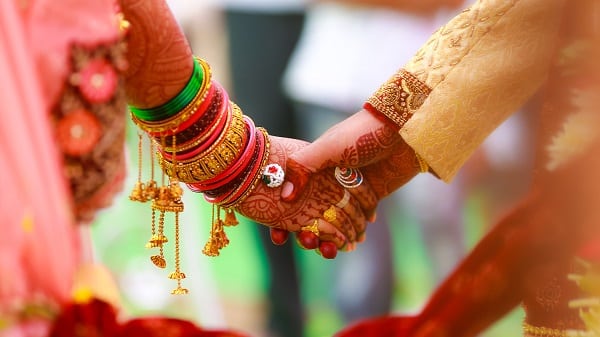 Petrol Pump, 210 Bighas Of Land- Wedding Gifts Worth Rs 15 Crore To Groom Go Viral 3 Petrol Pump, 210 Bighas Of Land- Wedding Gifts Worth Rs 15 Crore To Groom Go Viral - RVCJ Media