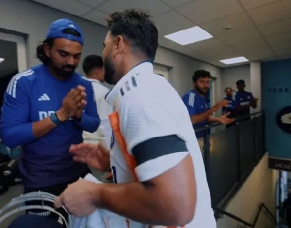 KL Rahul’s Gesture Towards Rishabh Pant After The Latter’s Brilliant Knock Goes Viral - RVCJ Media