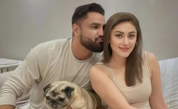 DYK Shefali Jariwala Made Her Bollywood Debut With Superstars Akshay Kumar & Salman Khan? - RVCJ Media