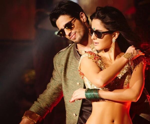 2 States To Tamasha, Movies Rejected By Anushka Sharma - RVCJ Media