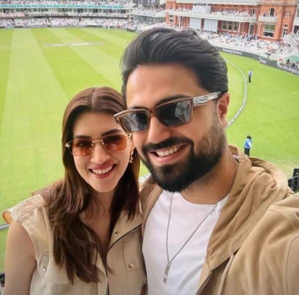 Kriti Sanon Trolled For Her Cricket Knowledge As She Got Spotted With Kabir Bahia At Lord’s - RVCJ Media