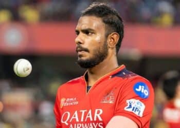 “You Are Done,” Dinesh Karthik Took A Dig At Ravi Shastri While Talking About His Last Test