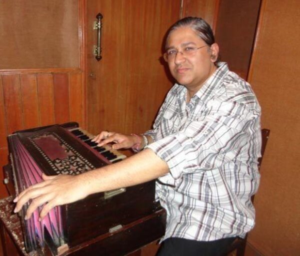 When Shah Rukh Khan Called Devdas Background Score The Worst, Composer Monty Sharma Reveals - RVCJ Media