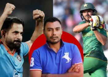 “Follow Virat Kohli….,” Ex-Pak Player Advises Babar & Rizwan To Retire If Respect Matters