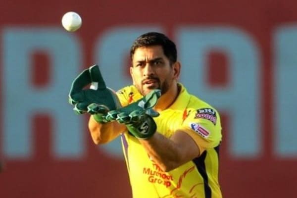 “MS Dhoni Didn’t Practice….,” R Sridhar Makes Big Revelation About Dhoni’s Wicketkeeping - RVCJ Media
