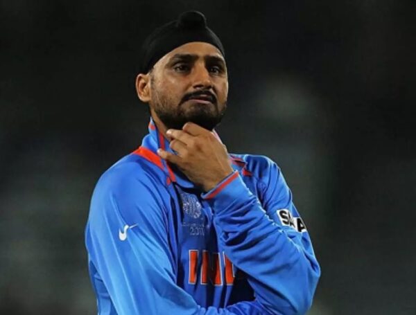 5 Indian Cricketers Who Hold MS Dhoni Responsible For Ending Their Career - RVCJ Media