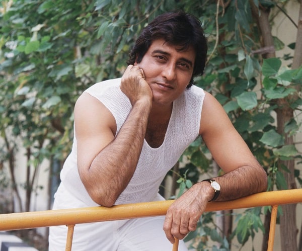 Not Amitabh Bachchan But This Actor Was The First Choice For Khoon Pasina - RVCJ Media