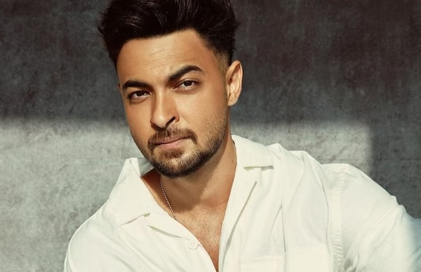 “Nonsense,” Farah Khan Finally Breaks Silence On Ignoring Aayush Sharma In Viral Video - RVCJ Media