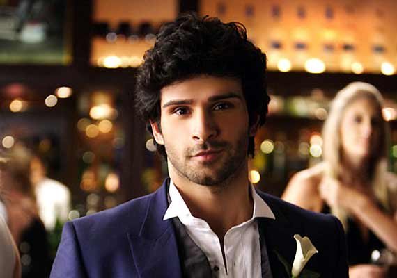 This Actor Left Bollywood After One Flop, Now He Is Richer Than Ranveer Singh & Ranbir Kapoor - RVCJ Media