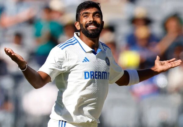 5 Cricketers To Touch Number One Ranking In All Three Formats - RVCJ Media