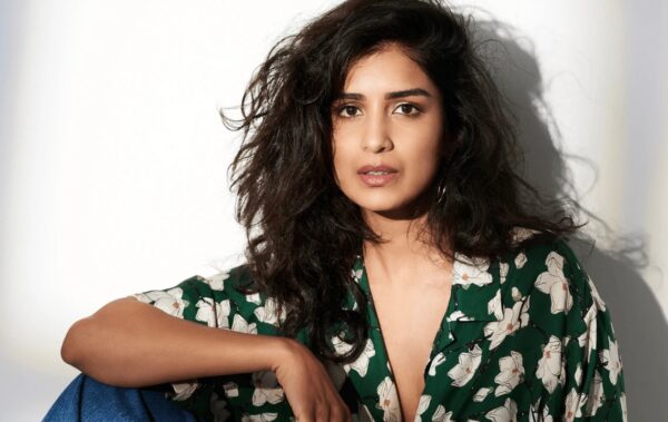 Ranbir Kapoor Wanted His Girlfriend In This Movie But A Fresh Face Got The Chance - RVCJ Media