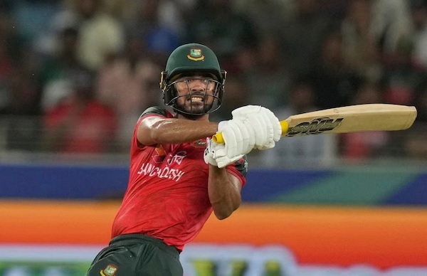 Asia Cup 2025- Indian Fielders Set Unwanted Record After Dropping Saif Hassan 4 Times - RVCJ Media