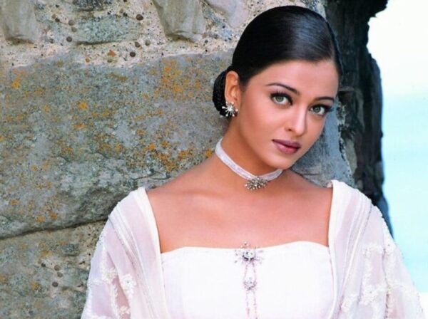 When Amitabh Bachchan Was Doubtful Of Aishwarya’s Success In Hollywood & Abhishek Disagreed - RVCJ Media