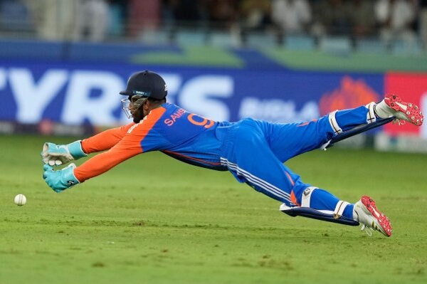 Asia Cup 2025- Indian Fielders Set Unwanted Record After Dropping Saif Hassan 4 Times - RVCJ Media