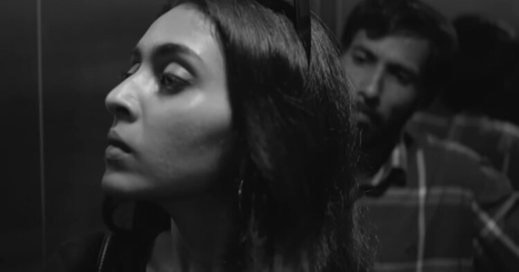 Man Follows Stranger Girl &Amp; Enters Her Home, What Happens Next Is Unimaginable &Amp; Nightmarish 1 Man Follows Stranger Girl & Enters Her Home, What Happens Next Is Unimaginable & Nightmarish