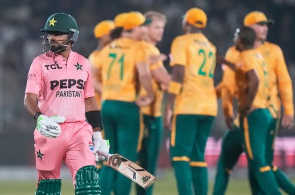 Babar Azam Slammed For Getting Out On Duck In Comeback Match Against South Africa 3 Babar Azam Slammed For Getting Out On Duck In Comeback Match Against South Africa - RVCJ Media