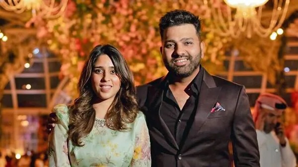 Rohit Sharma Can’t Stop Laughing As MS Dhoni & Ricky Ponting Start Talking At An Event - RVCJ Media