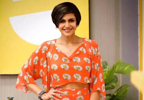 Mandira Bedi’s Untold Story- She Paid For Indian Women Team To Fly To England In Tough Times - RVCJ Media