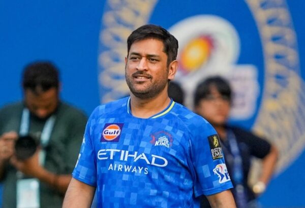 Ms Dhoni’s Stylish Airport Appearance Makes Fans Crazy As He Trains Relentlessly For Ipl 2026 3 MS Dhoni’s Stylish Airport Appearance Makes Fans Crazy As He Trains Relentlessly For IPL 2026 - RVCJ Media