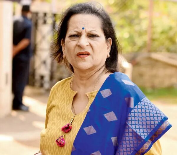 Mandira Bedi’s Untold Story- She Paid For Indian Women Team To Fly To England In Tough Times 3 Mandira Bedi’s Untold Story- She Paid For Indian Women Team To Fly To England In Tough Times - RVCJ Media