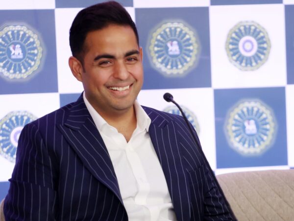 Akash Ambani Reveals Why Mumbai Indians Made A Bid For Cameron Green Despite Knowing…. - RVCJ Media