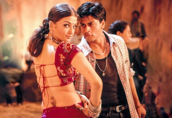 This 2002 Song Of Shah Rukh Khan Repeats A Single Word 22 Times &Amp; Rules Hearts Even Today 2 This 2002 Song Of Shah Rukh Khan Repeats A Single Word 22 Times & Rules Hearts Even Today - RVCJ Media
