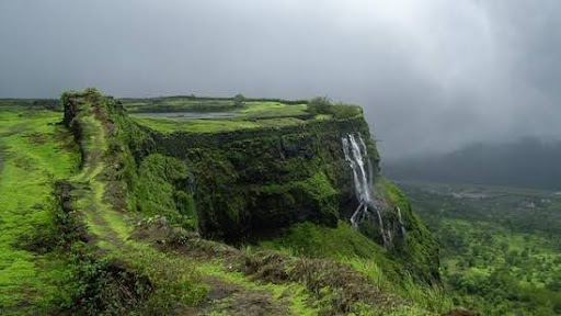 Need A Break? Here Are The Top 6 Best Short Trips From Mumbai For A Weekend Getaway 3 Lonavla