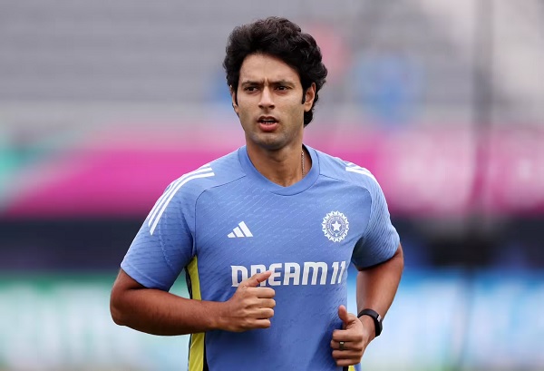 Shivam Dube Backs Out-Of-Form Skipper Suryakumar Yadav, “He Is A Fearless….” 2 Shivam Dube Backs Out-Of-Form Skipper Suryakumar Yadav, “He Is A Fearless….” - RVCJ Media