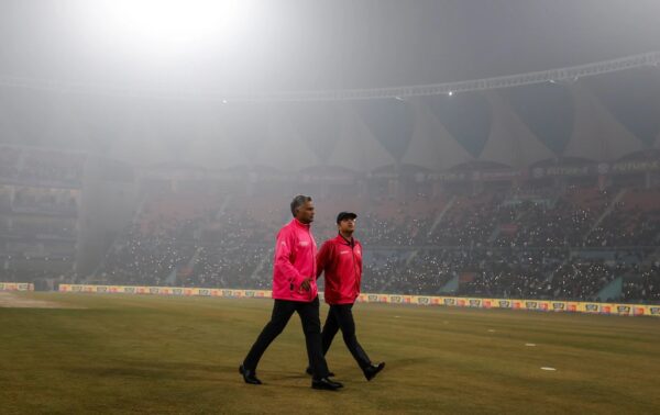 Fans Demand Refunds After Ind-Sa T20I In Lucknow Got Abandoned Due To Fog, “Sold Wheat….” 2 Fans Demand Refunds After IND-SA T20I In Lucknow Got Abandoned Due To Fog, “Sold Wheat….” - RVCJ Media