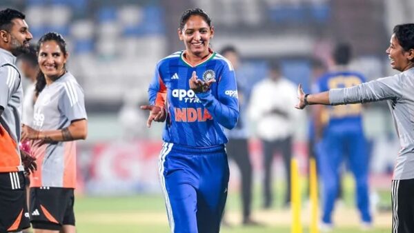 Harmanpreet Kaur Rewrites Women’s Cricket History With Her Achievement, Becomes First…. - RVCJ Media