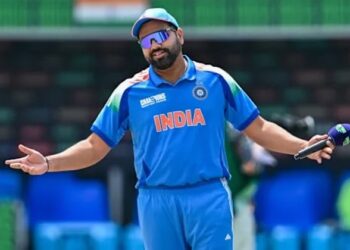 “Just Being In His Shadow,” Rohit Sharma’s Presence & Aura In VHT Left Opposition Awestruck