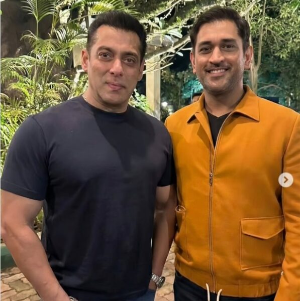 Salman Khan Marks 60th Birthday With MS Dhoni By His Side, Photos Go Viral - RVCJ Media