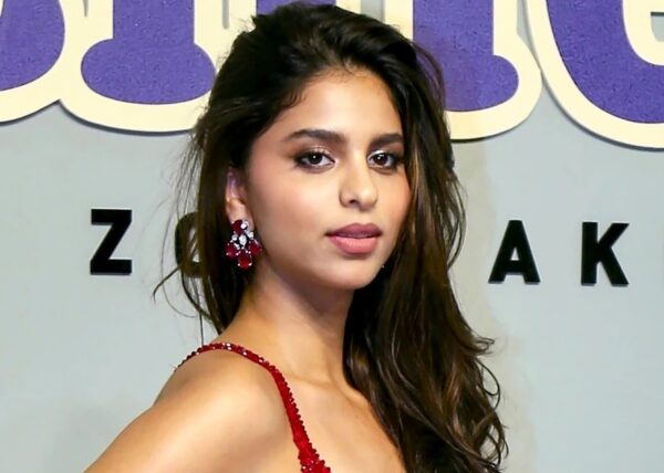 Shah Rukh–Deepika Romantic Kissing Video From King Broke The Internet, But Here’s The Truth - RVCJ Media