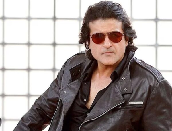 In The 1990s, 6 Actors Entered Bollywood But Only 1 Rose To The Top & Others Disappeared - RVCJ Media