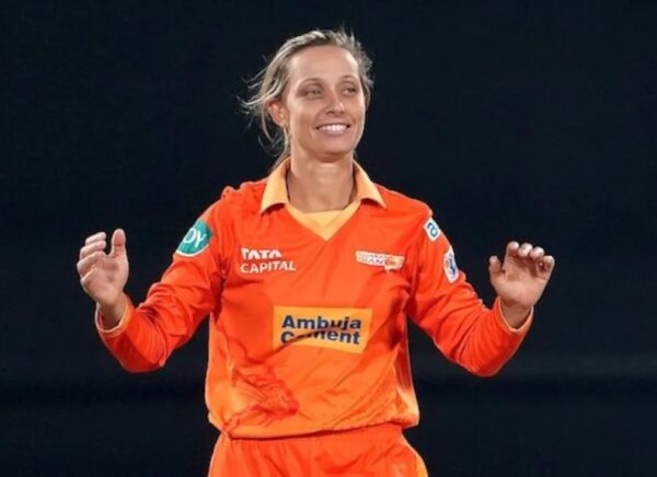 Ashleigh Gardner Makes Honest Admission After Harmanpreet Kaur’s WPL Masterclass Stuns GG - RVCJ Media