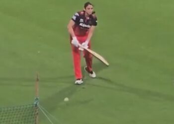 Smriti Mandhana Gets Angry At Cameraperson Ahead Of WPL Opener, Video Goes Viral