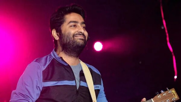 Famous Singer Arijit Singh To Enter Politics? Here Is What We Know - RVCJ Media