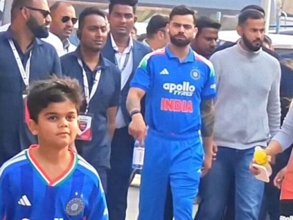 Virat Kohli Met His Duplicate In Vadodara, Told Rohit Sharma About Him & Also Gave A Nickname - RVCJ Media