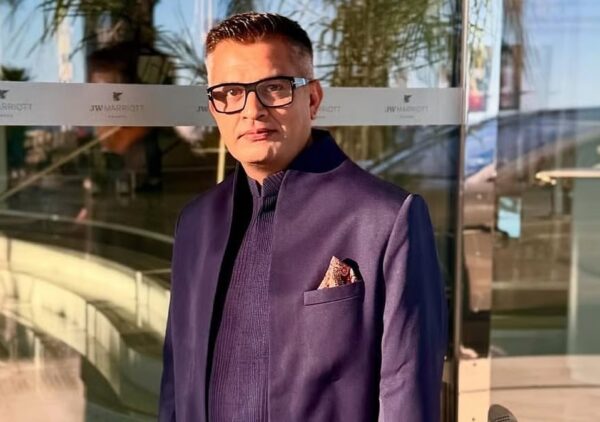 Not Shah Rukh Khan But This Actor Was First Considered For Chennai Express - RVCJ Media